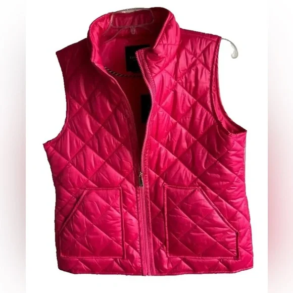 NWT KATE SPADE QUILTED VEST IN BRIGHT PINK SIZE M POM POM PINK BARBIE PINK - Picture 2 of 8